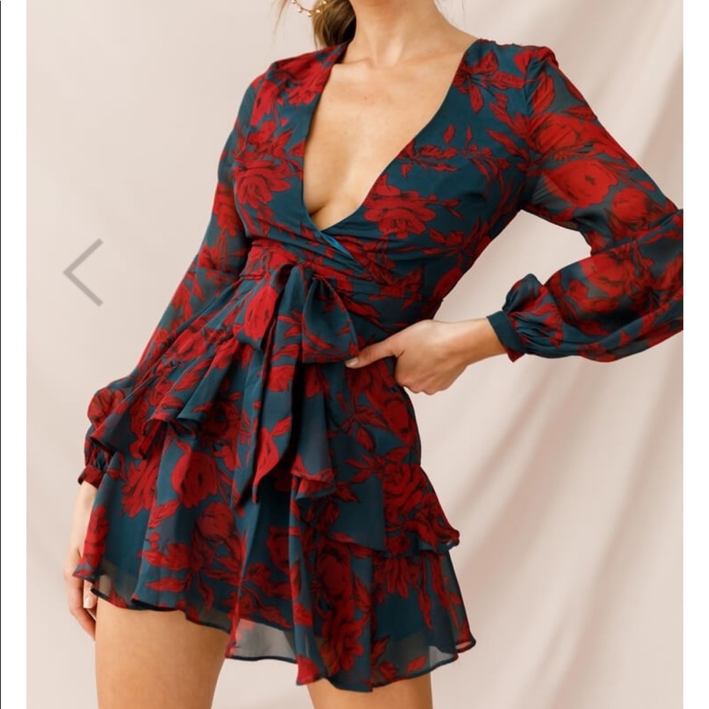 Selfie Leslie Kerry Layered balloon sleeve dress